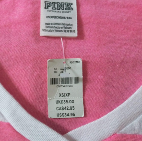 _VICTORIAS SECRET PINK NWT BLINKG V-NECK TEE XS_ - Picture 2 of 6